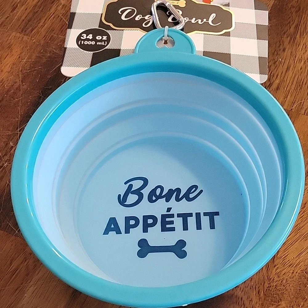 Collapsible dog bowl